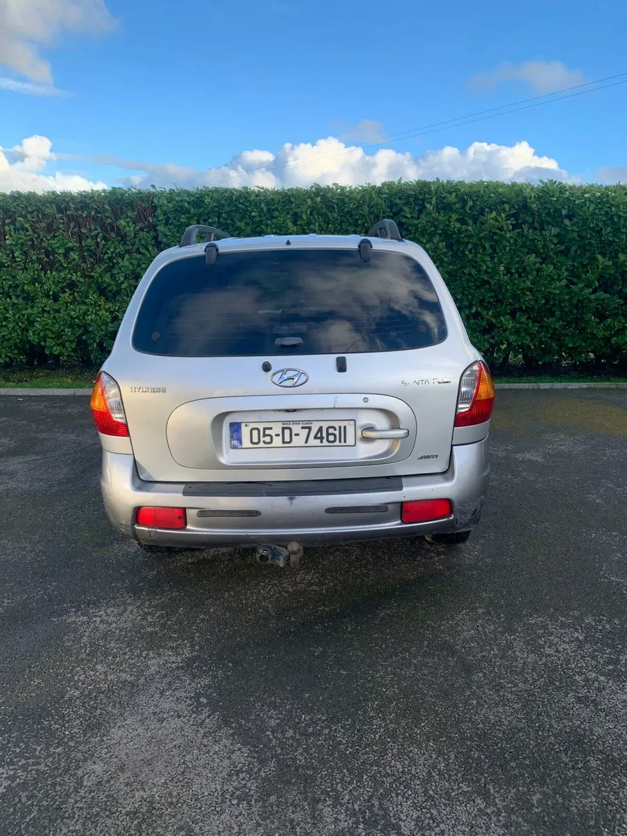 2005 Hyundai Santa fe - Image 3
