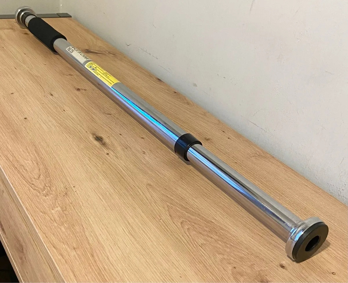 Pull up bar - Image 2