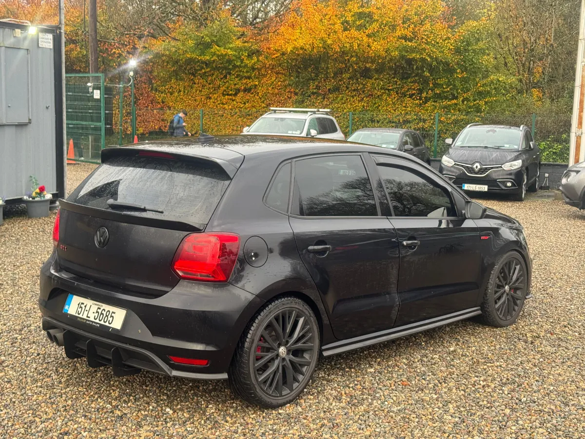 Volkswagen Polo 2015 - Image 3