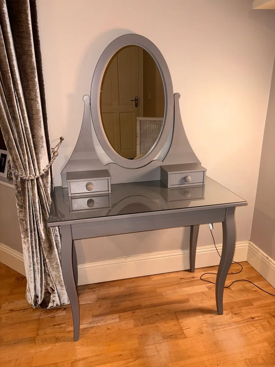 IKEA GREY HEMNES DRESSING TABLE - Image 2