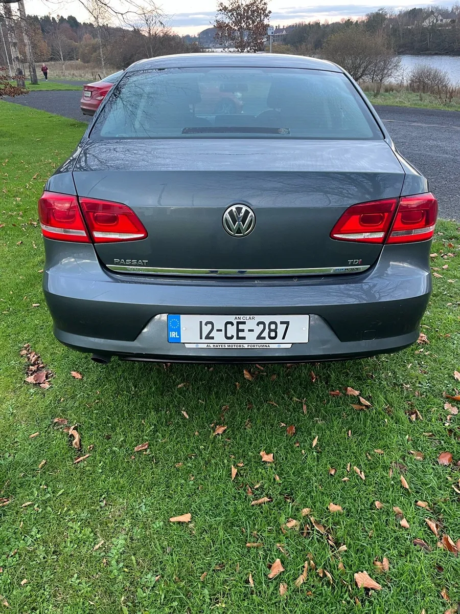Volkswagen Passat 2012 1.6 Diesel blue motion - Image 3