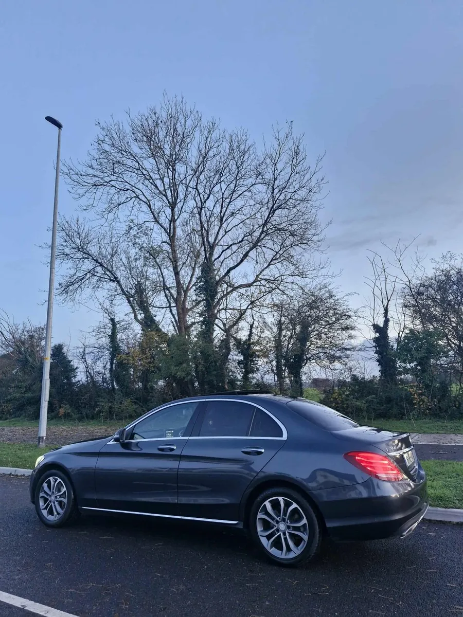 161 Mercedes-Benz C-Class Automatic - Image 3