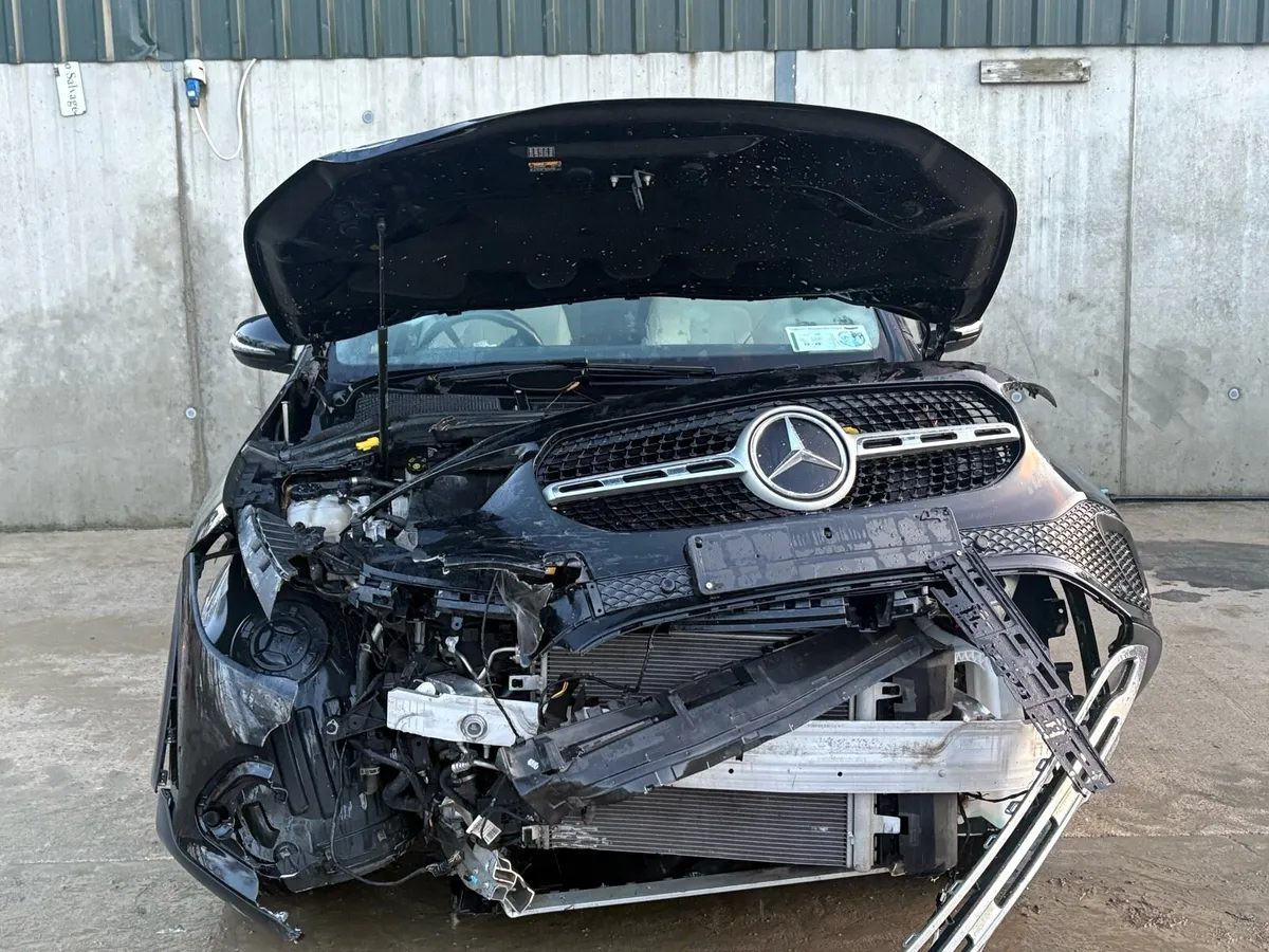 2023 Mercedes GLA for parts - Image 4