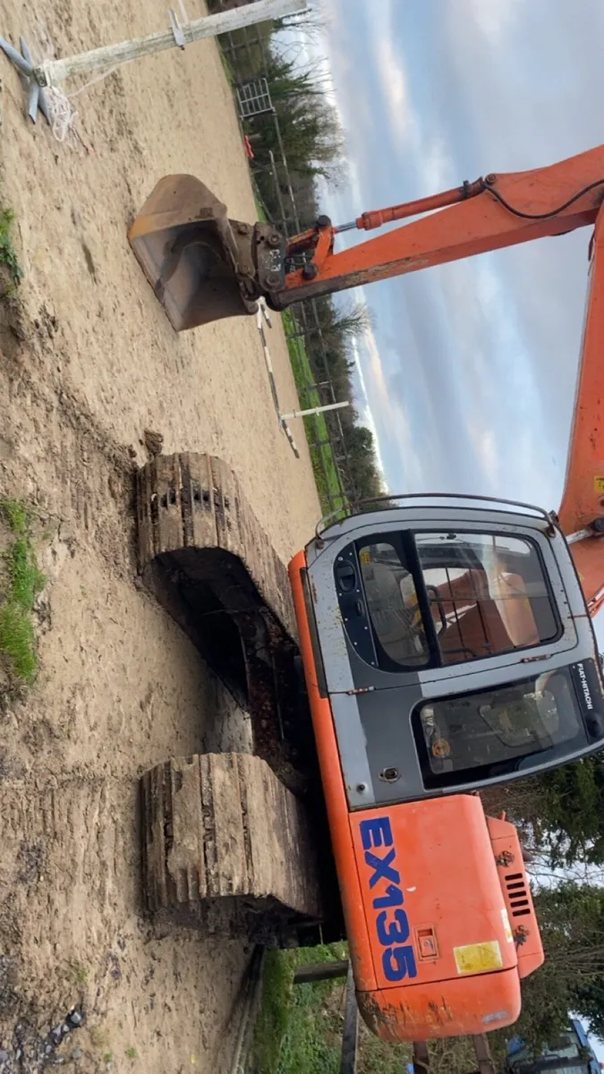 Hitachi Ex 135 - Image 2