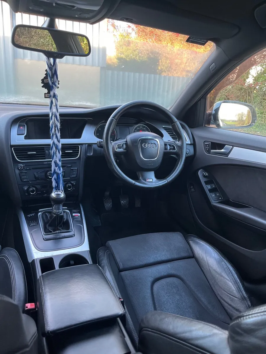 Audi A4 2009 - Image 3