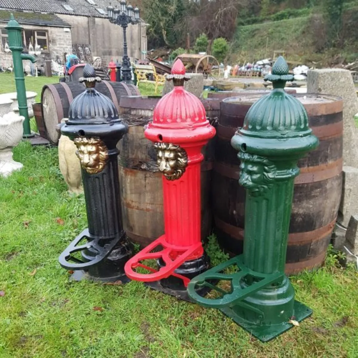 Village Pump Green H240 - Image 3