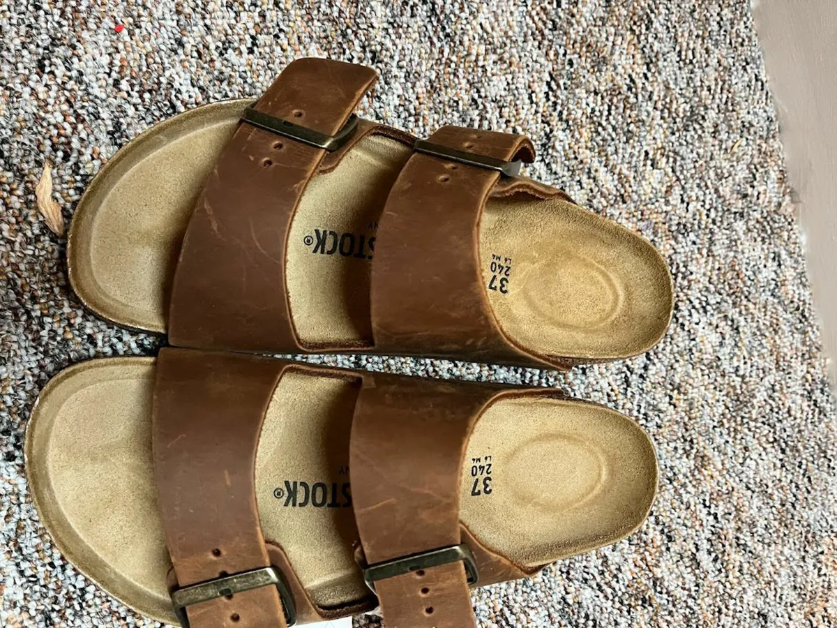 Birkenstock Arizona Size 37 BRAND NEW NEVER WORN - Image 2