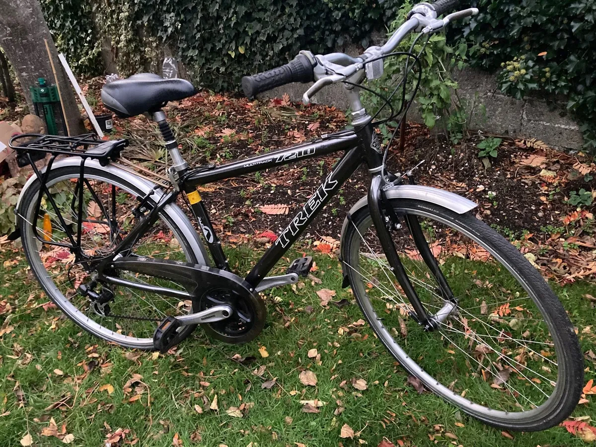 TREK Hybrid Bike - Image 1