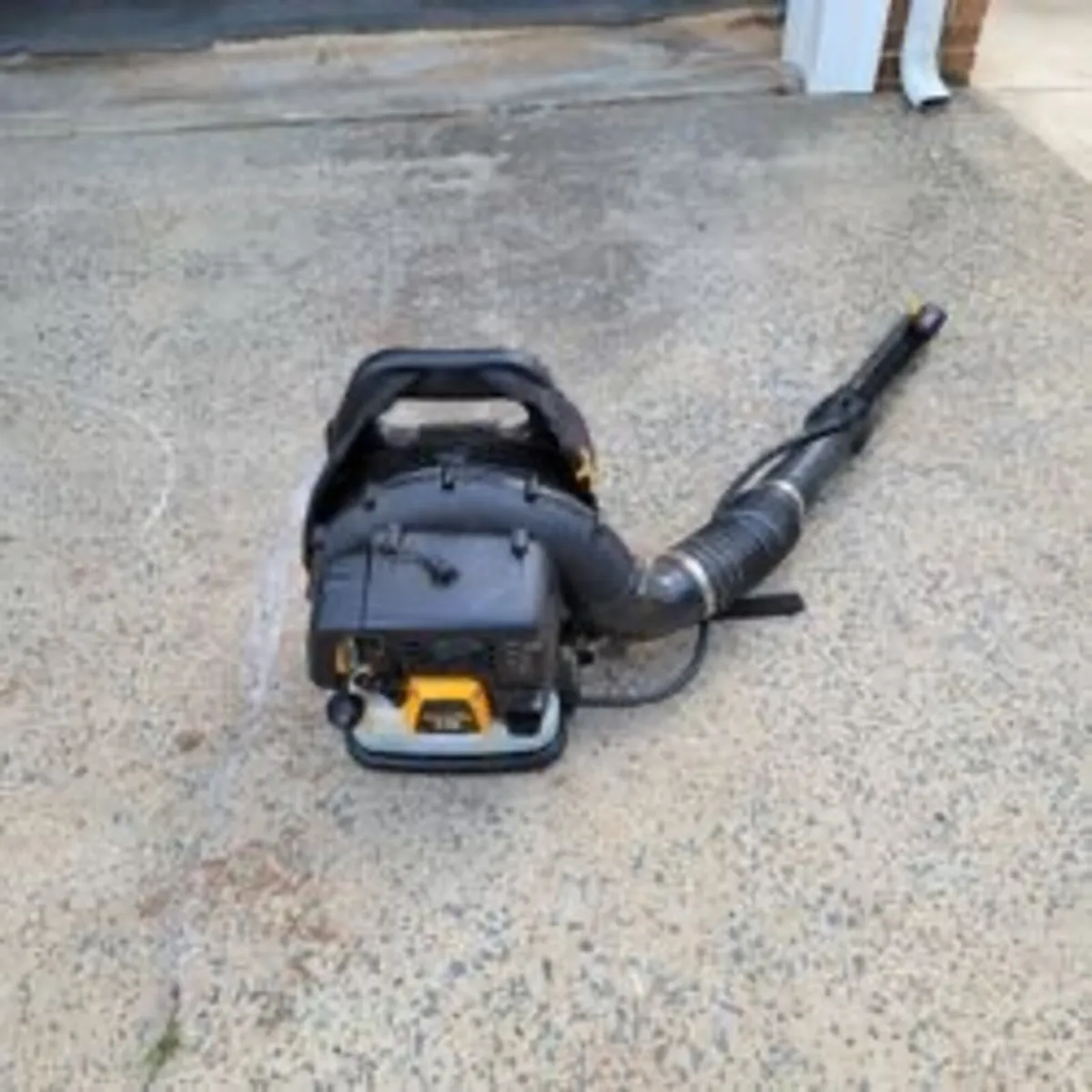 McCullough backpack leaf blower