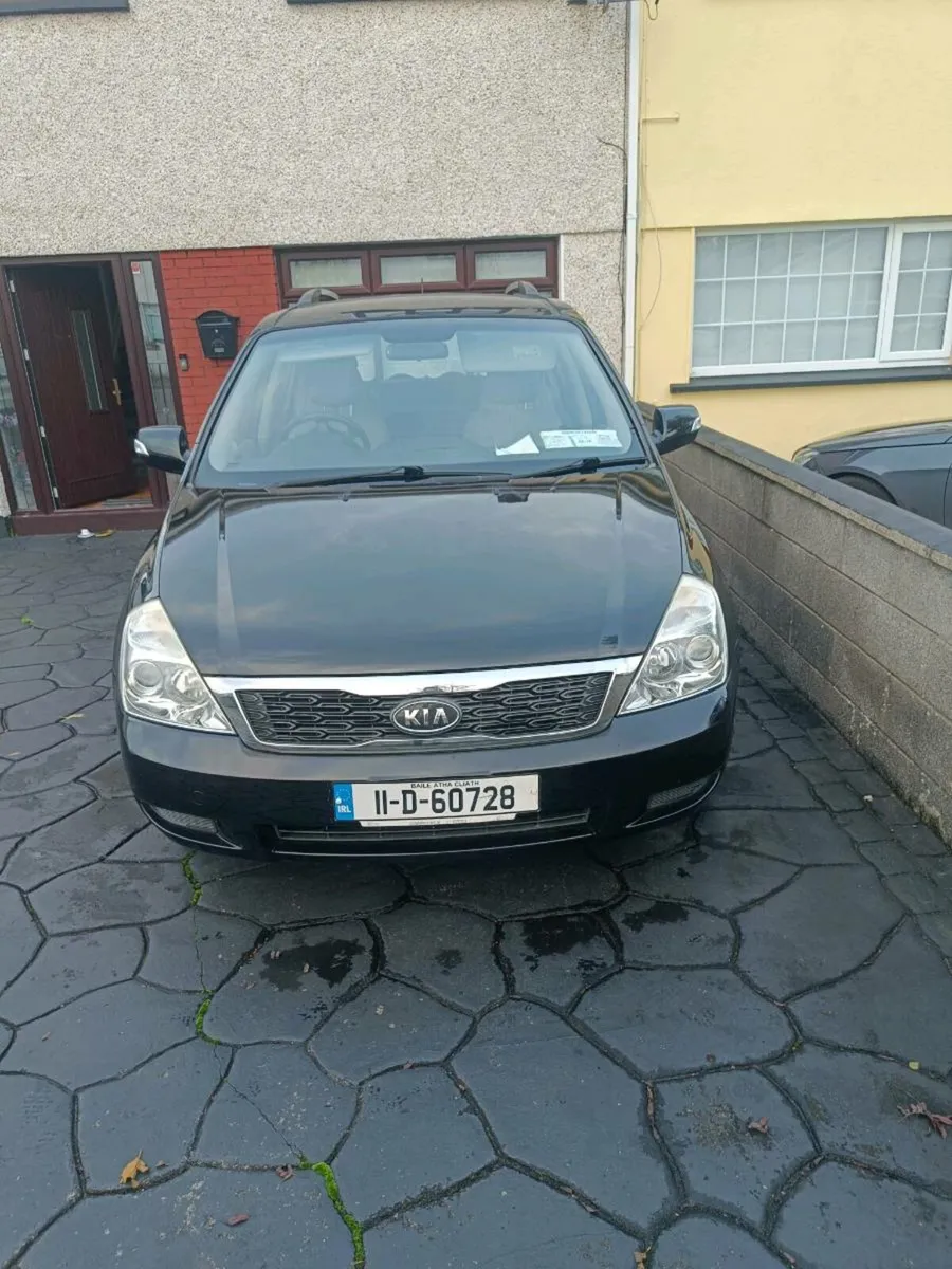 Kia Sedona WAV wheelchair car - Image 2