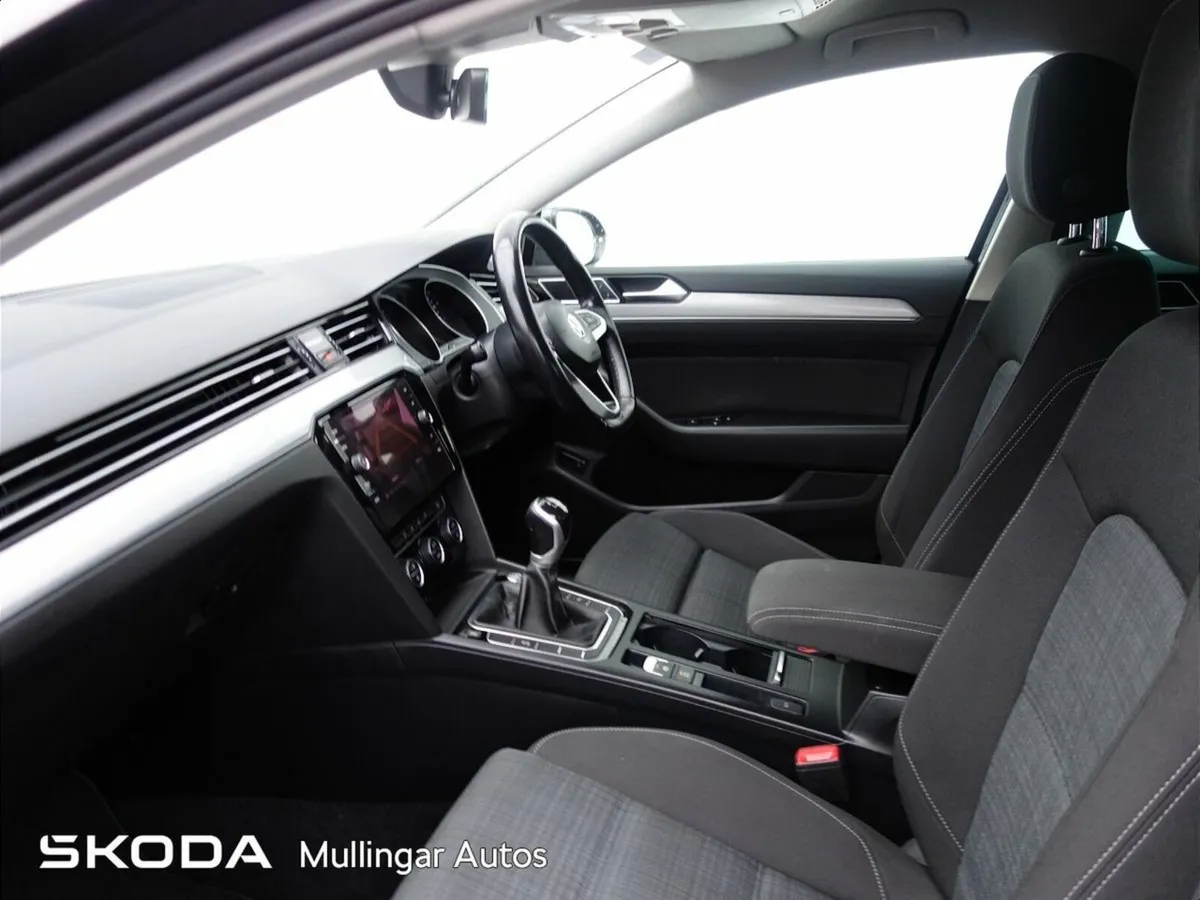Volkswagen Passat 2.0 TDI 150HP Business - Image 4