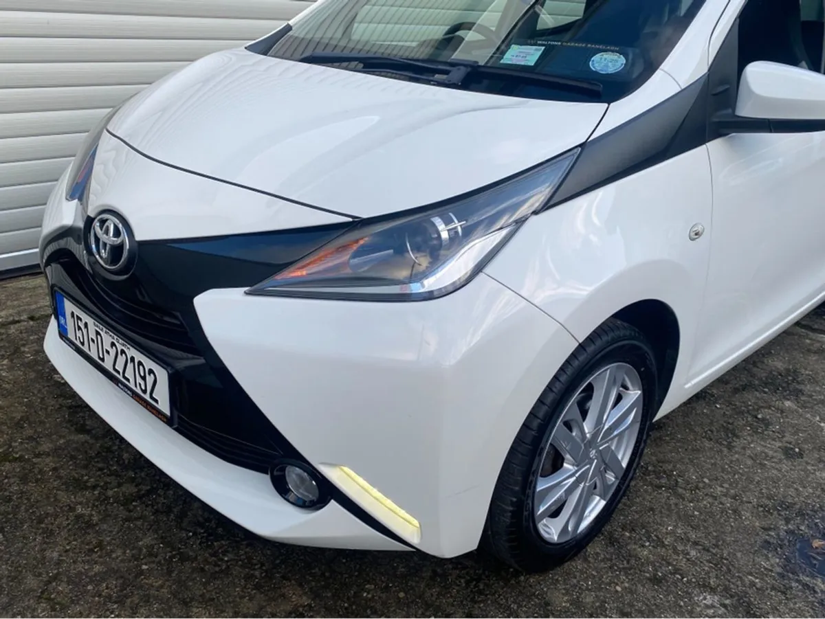 Toyota AYGO 1.0 X-play Waltons Garage Ranelagh - Image 4