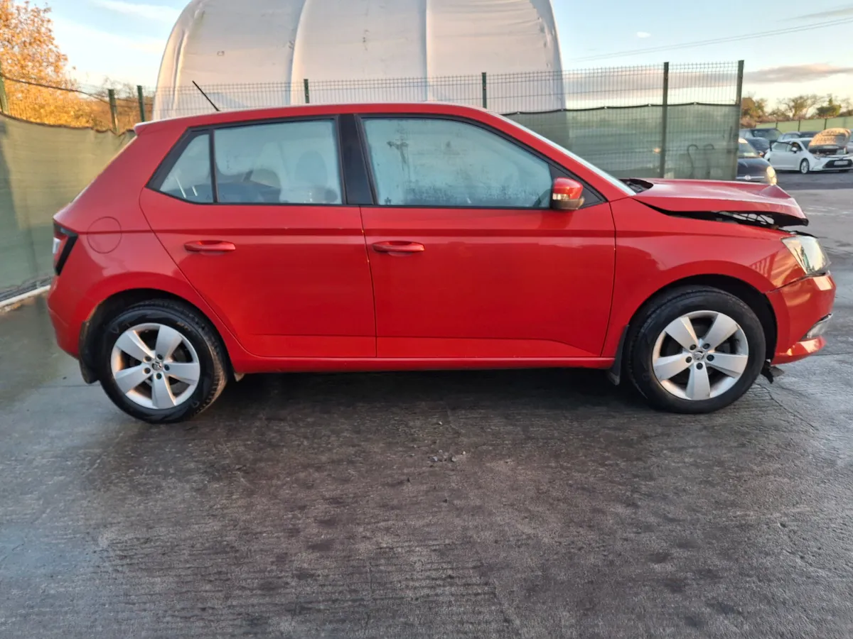 152 Skoda Fabia 1.2 Tsi - Image 3