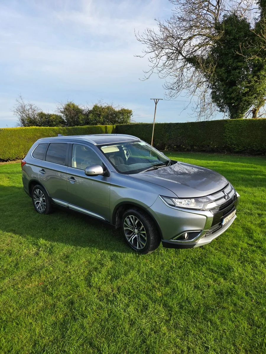 Mitsubishi Outlander 2017 - Image 1