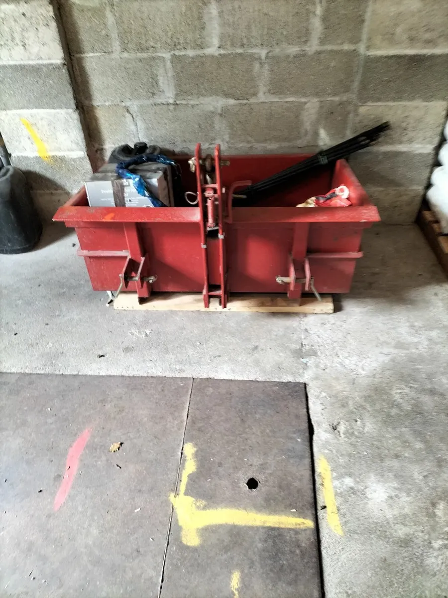 Transport box and log splitter - Image 3