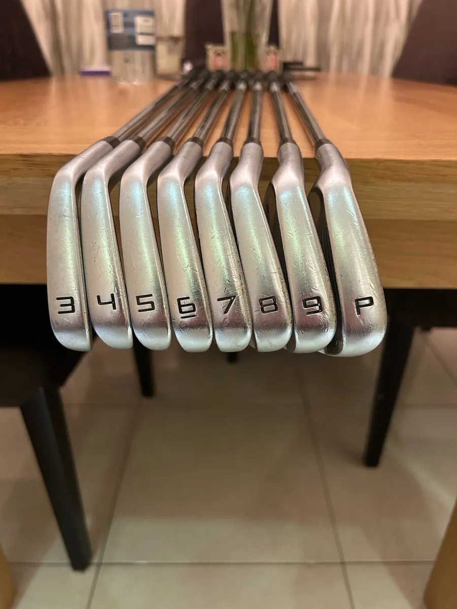 Taylormade P7MB left hand irons - Image 1