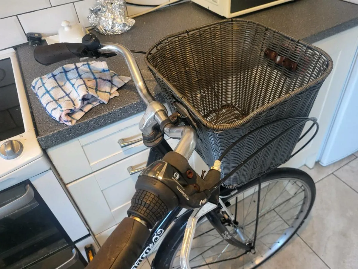 Ladies bike - Image 4