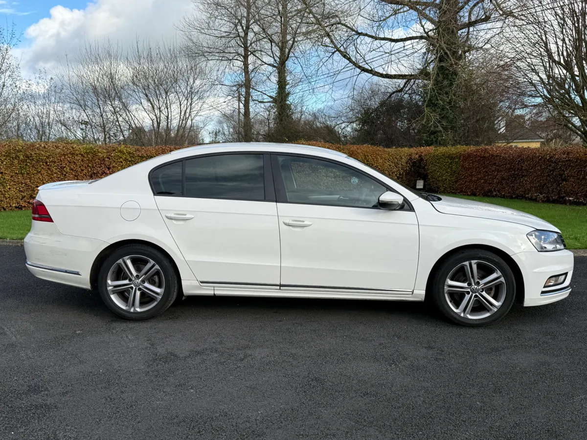 *RESERVED* 2013 Volkswagen Passat R-Line - Image 4
