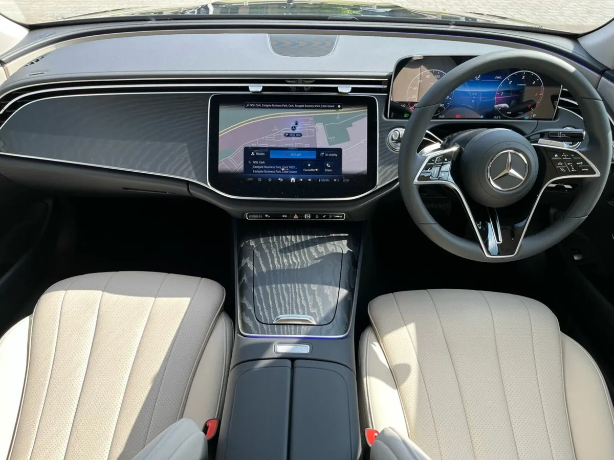 Mercedes-Benz E-Class E220D Avantgarde Plus - Image 4