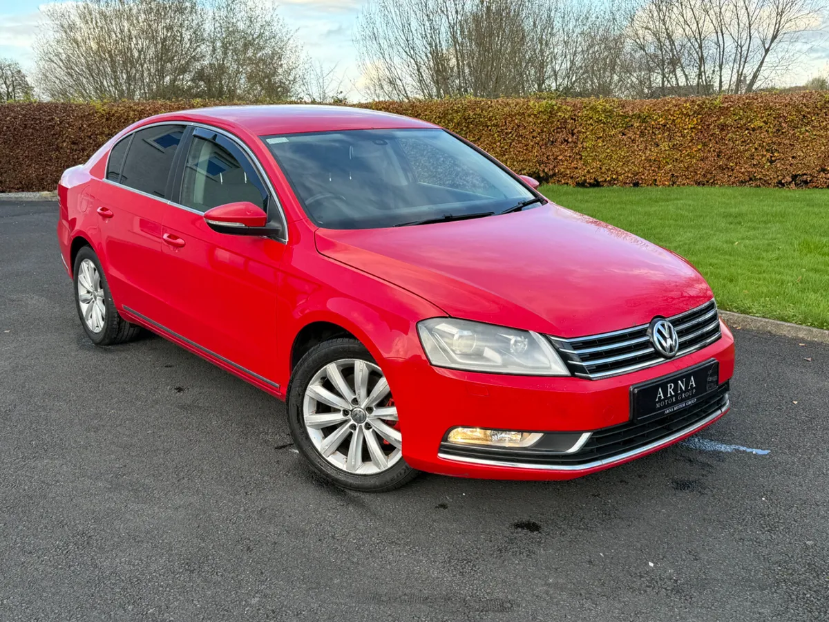 2013 Volkswagen Passat Highline NCT 08/26 - Image 1