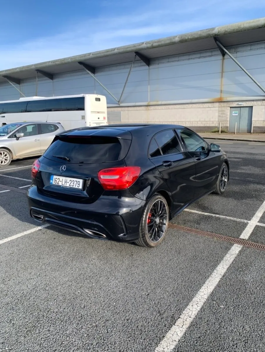 Mercedes-Benz A Class A200d AMG Line Premium 2016 - Image 4