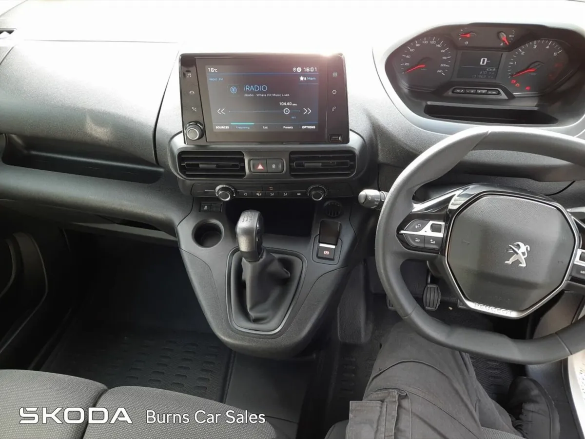 Peugeot Partner 1.5 BLUE HDI 75 PRO - Image 2