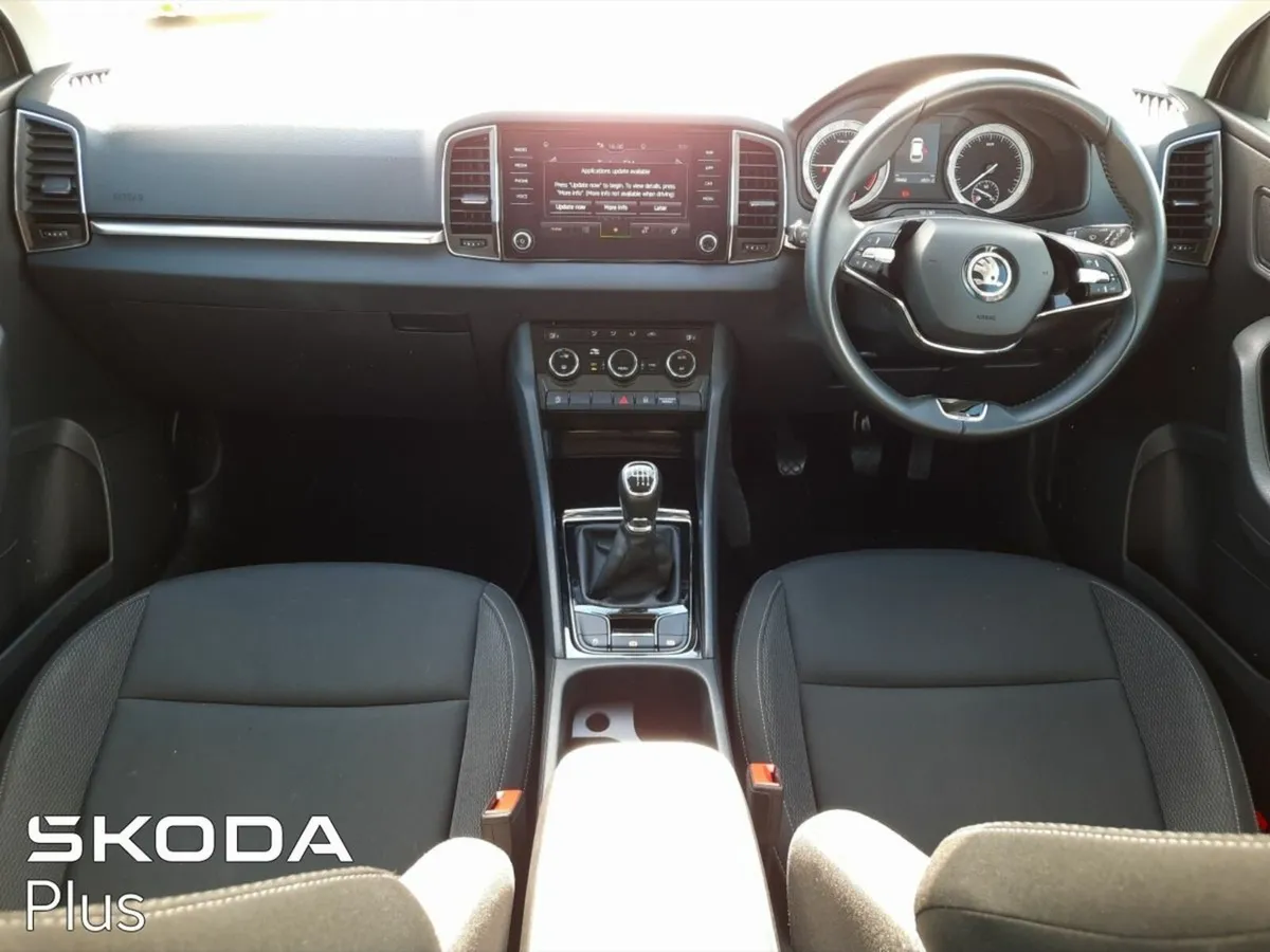 Skoda Karoq 2.0TDI 115HP Ambition - Image 3
