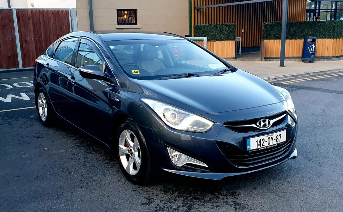 Hyundai i40 1.7CRDI EXECUTIVE - Image 2
