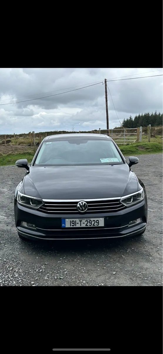 2019 Automatic VW Passat 150bhp - Image 2