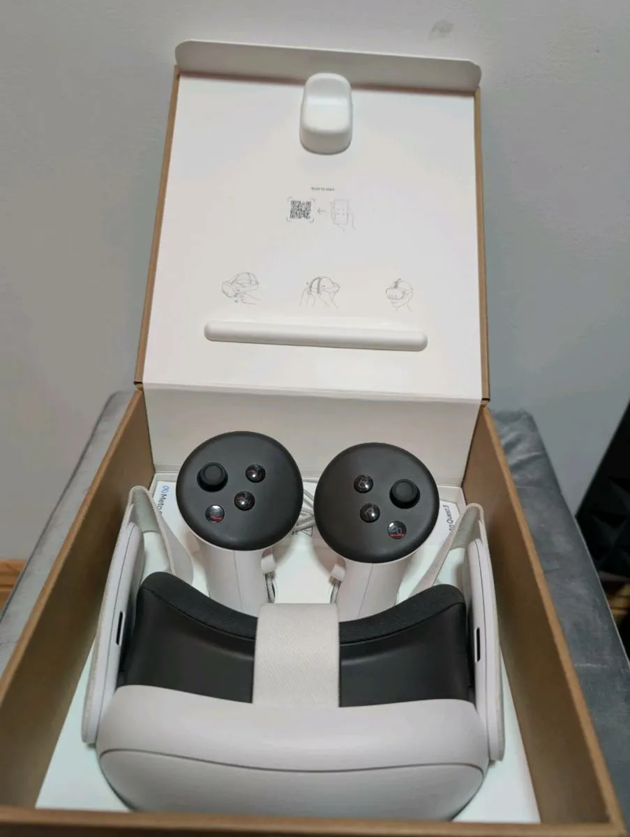 Meta Quest 3 Virtual Reality Headset (Complete) - Image 1