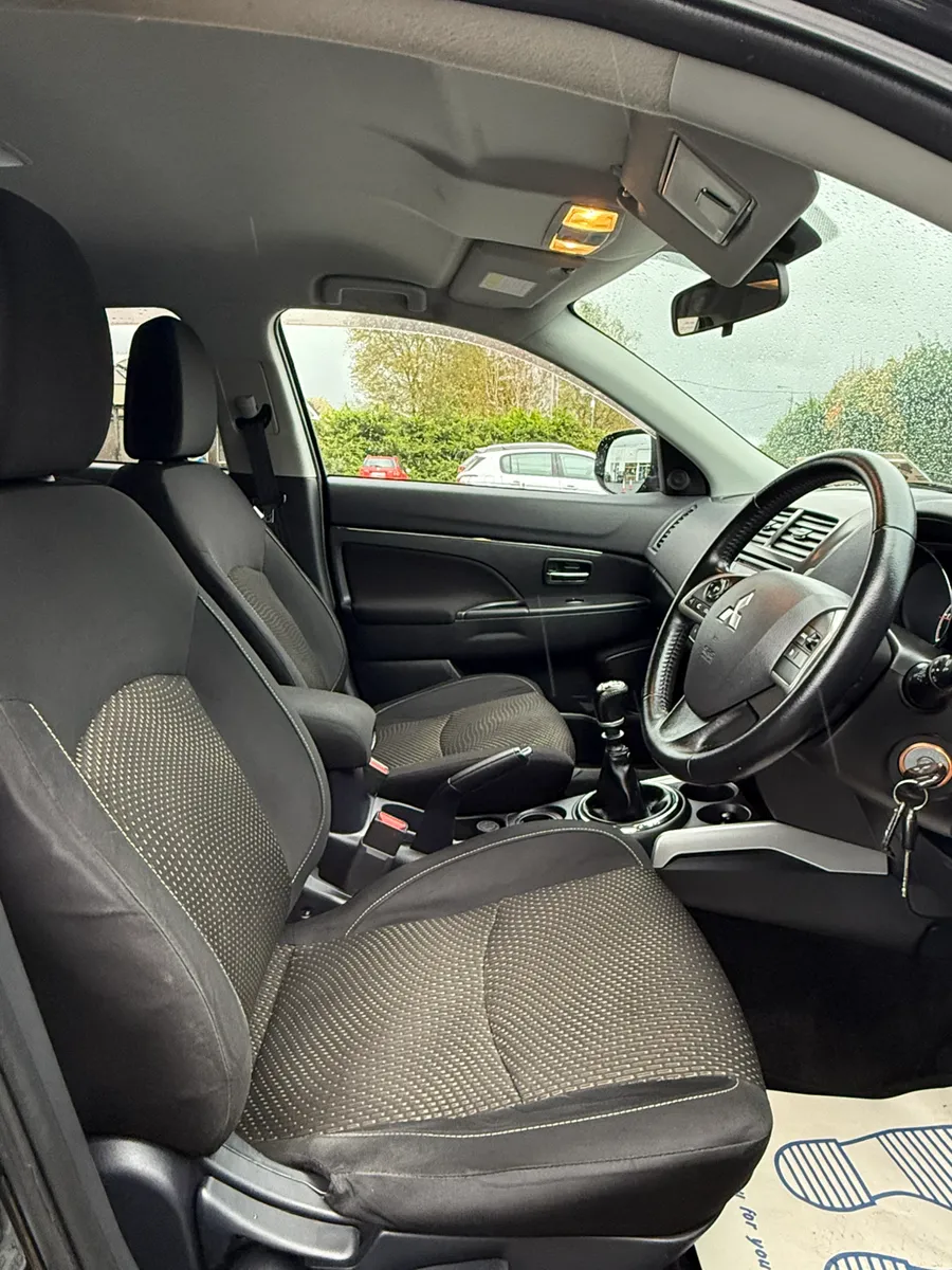 2014 Mitsubishi ASX 1.8 Diesel. Low mileage. - Image 4