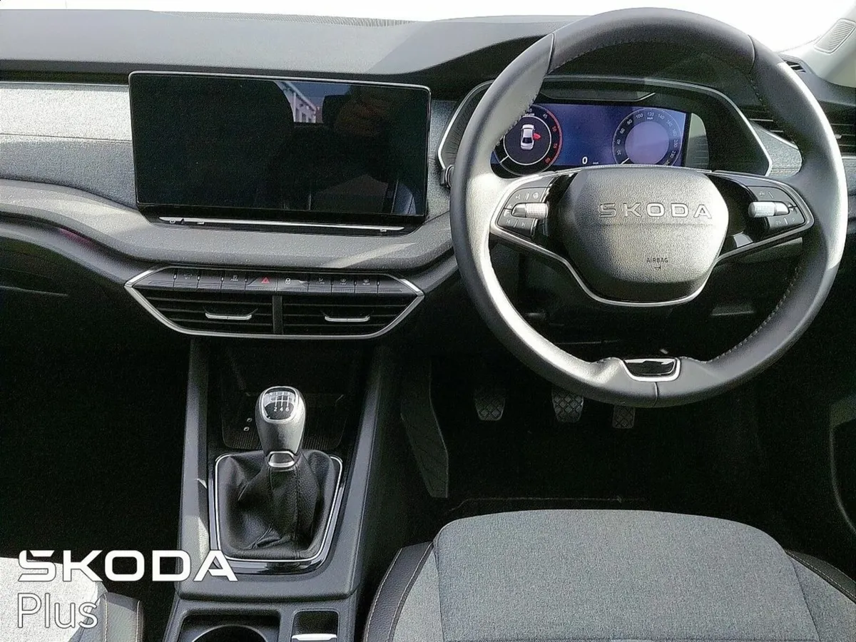 Skoda Octavia SELECTION+ 2.0TDI 115HP - Image 2