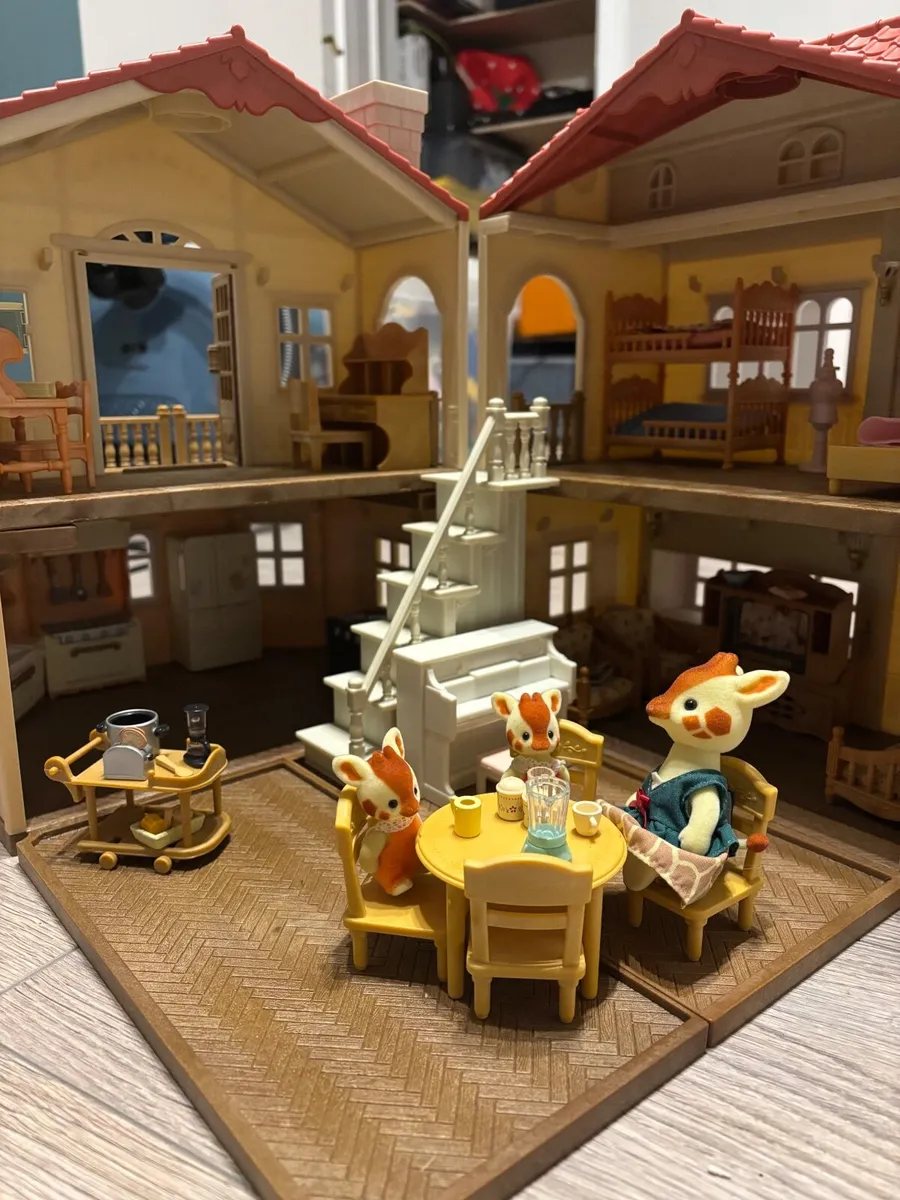 Sylvanian Families House with furniture - Image 1