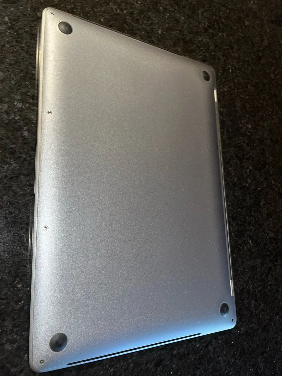 Macbook Pro - Image 2