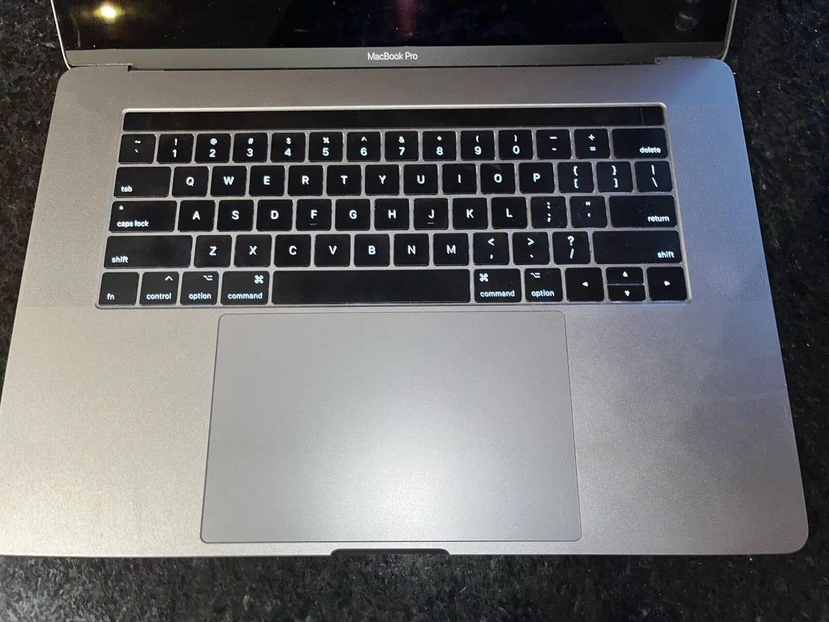 Macbook Pro - Image 3