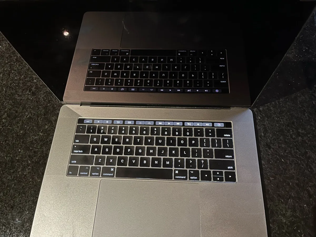 Macbook Pro - Image 4