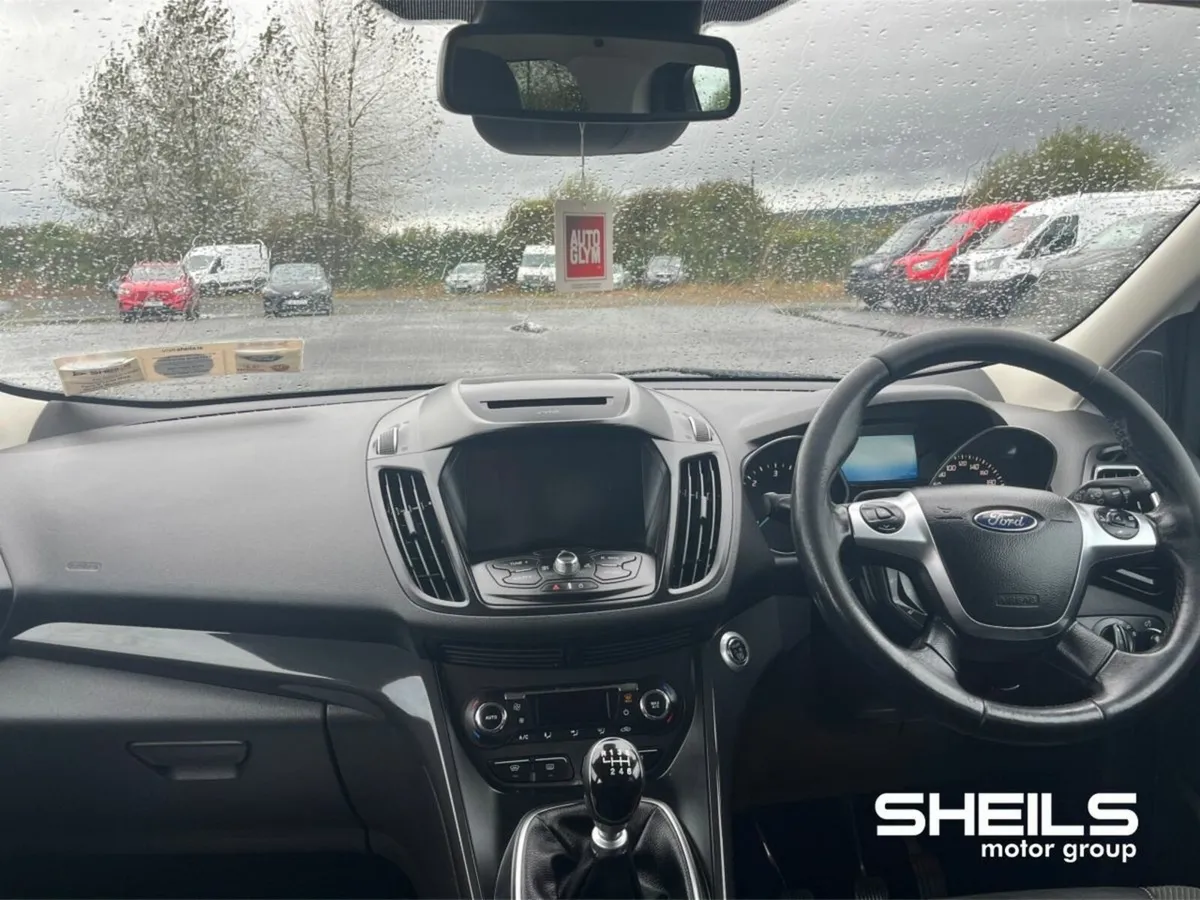 Ford Kuga 2.0TDCI 120PS Titanium - Image 3