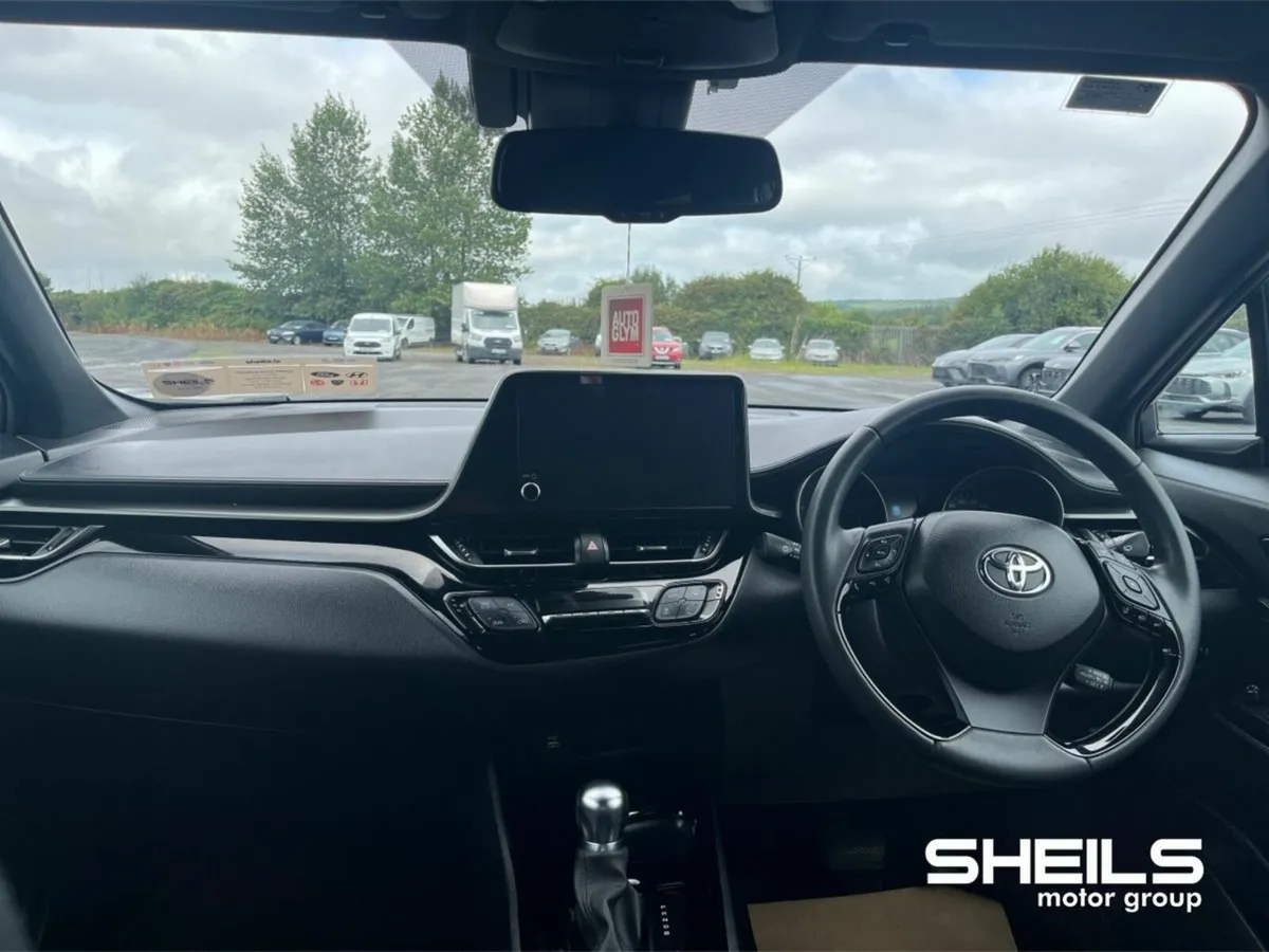 Toyota C-HR 1.8 HYBRID SPORT BITONE - Image 3