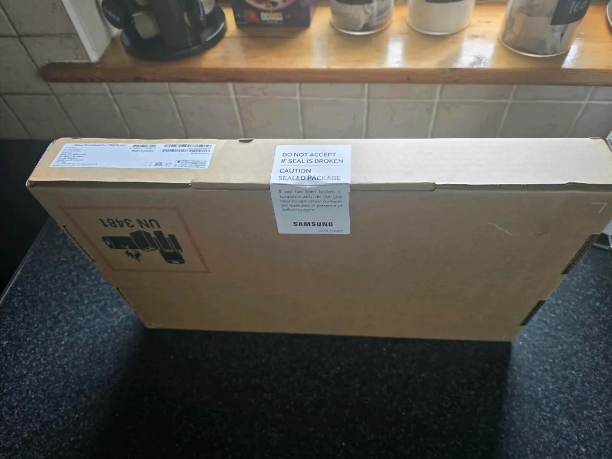 Samsung Chromebook Go - Image 2