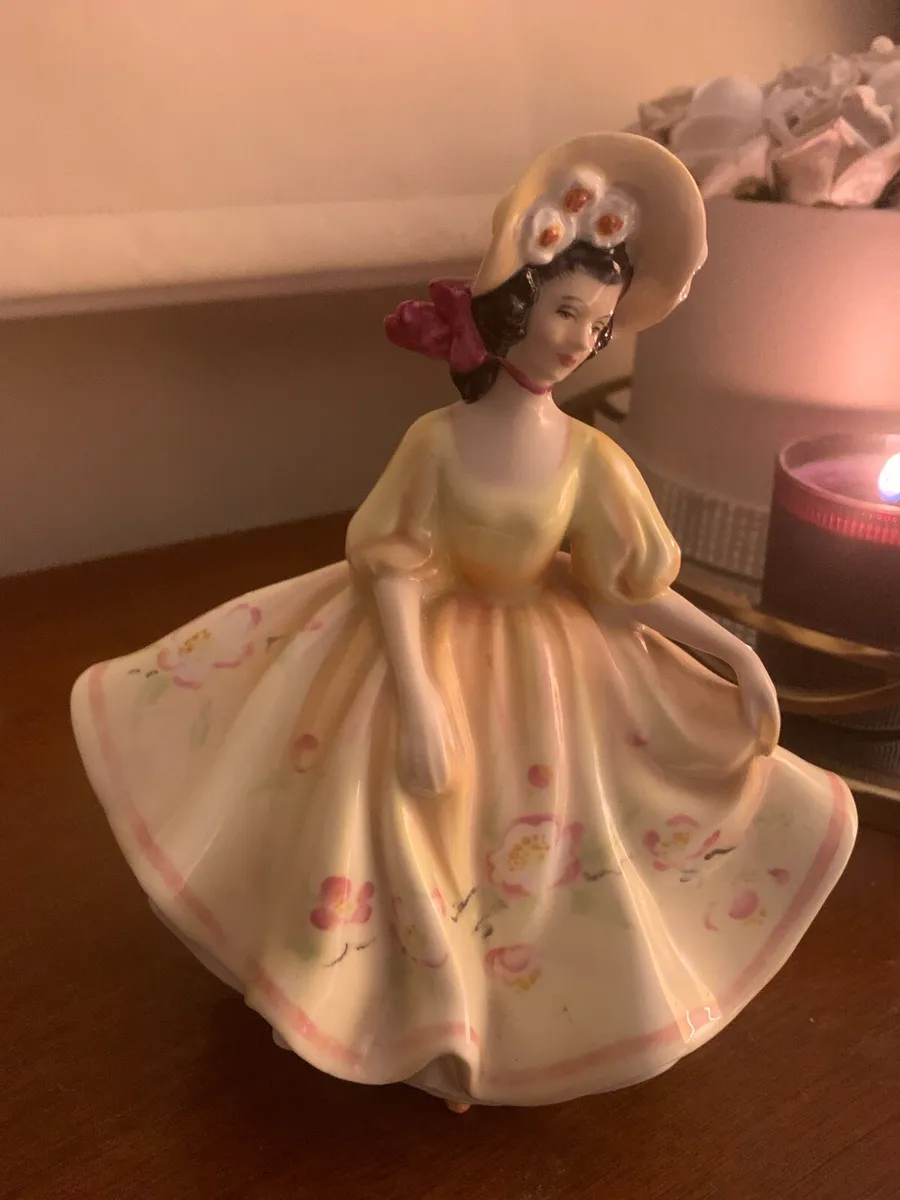 Royal Doulton - Image 1