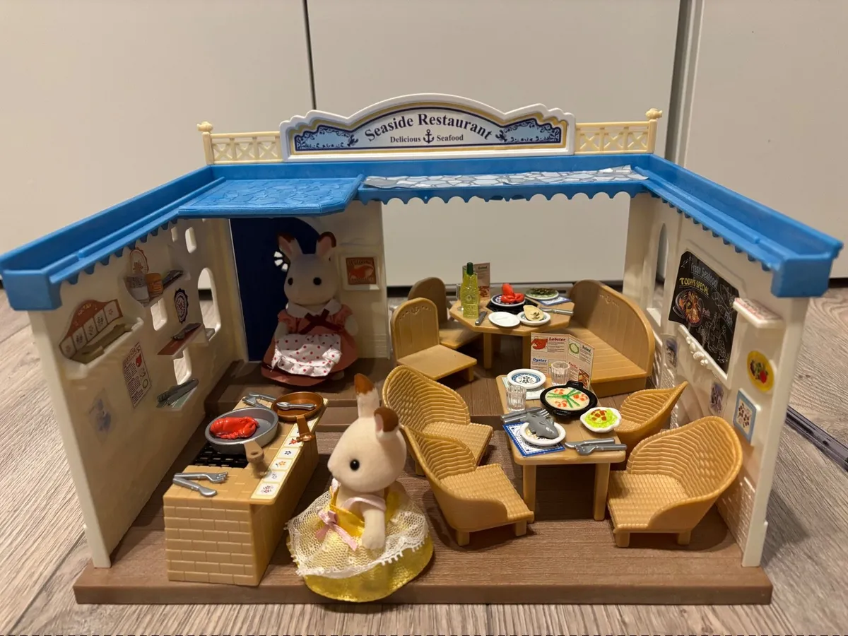 Sylvanian Families Seafood Restaurant - Image 2