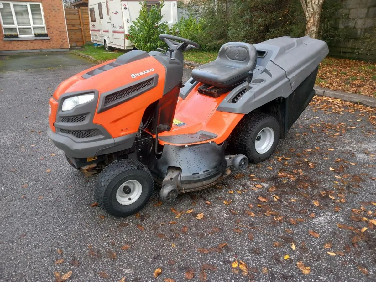 Husqvarna ride on 24hp - Image 3