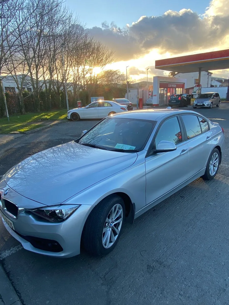 BMW 316d - Image 1