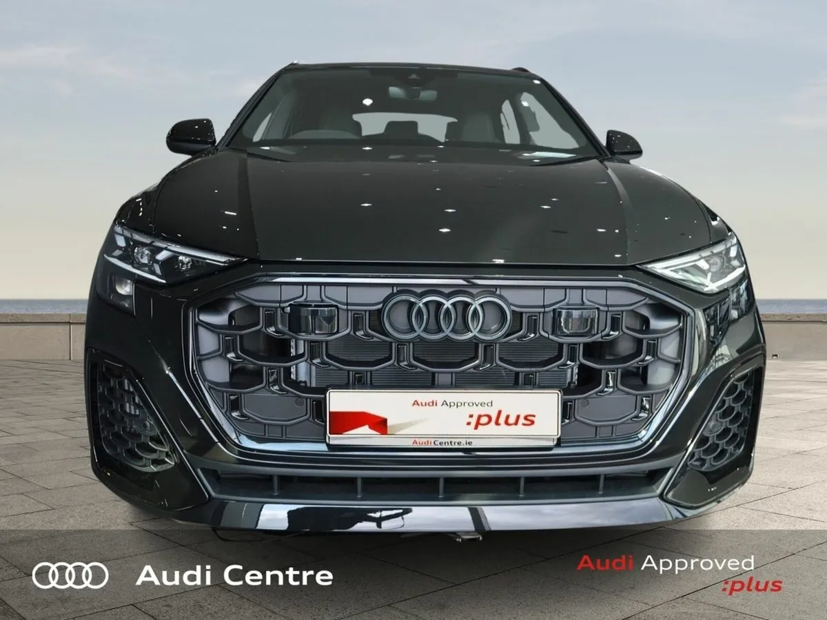 Audi Q8 60 TFSI-e S-line Quattro Comp. 490PS Panor - Image 2