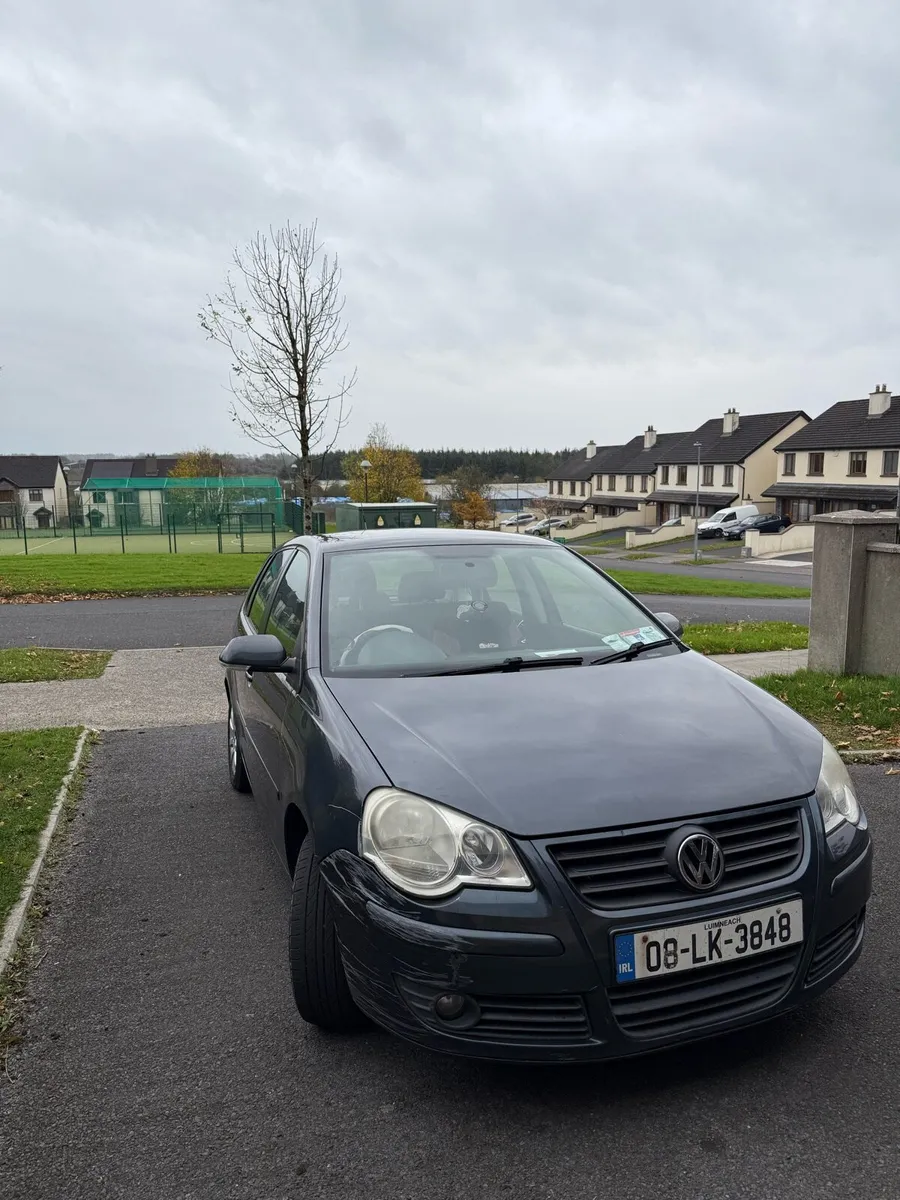 Volkswagen polo Silver 1.2 - Image 2