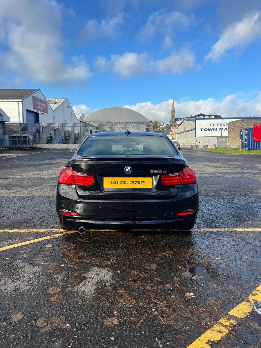 BMW 3-Series 2014 - Image 4