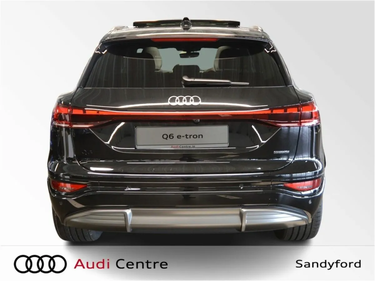 Audi Q6 e-tron QUATTRO LAUNCH EDITION Sunroof - Image 4