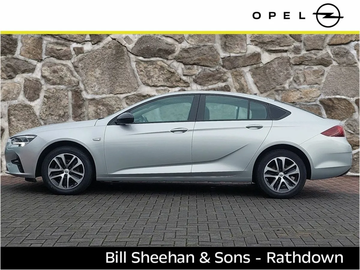 Opel Insignia SC 1.5D 122PS S/S FWD 6 Speed - Image 3