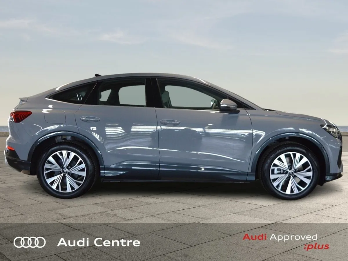 Audi Q4 e-tron Sportback 45 SPORT Sunroof Price ne - Image 3