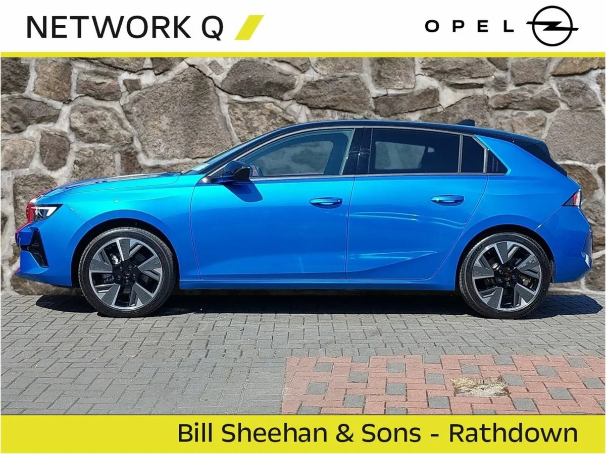 Opel Astra GS 54KWh EV 155PS - Image 3